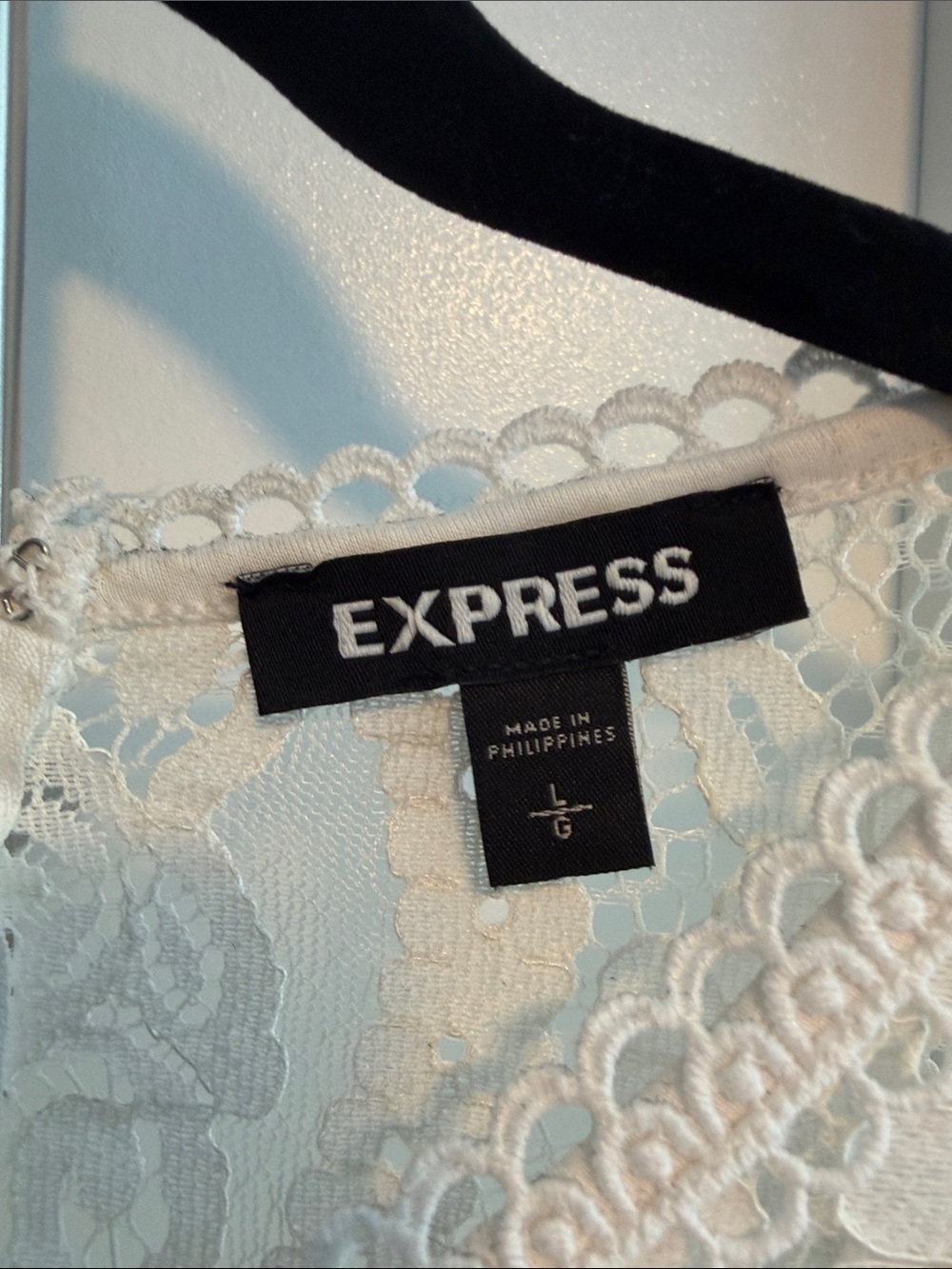 Express White Lace Cap-Sleeve Blouse - Picture 2 of 3